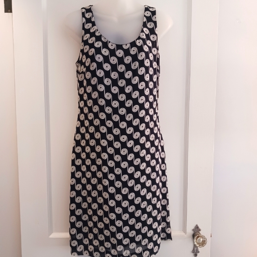 Black And White Shift Dress